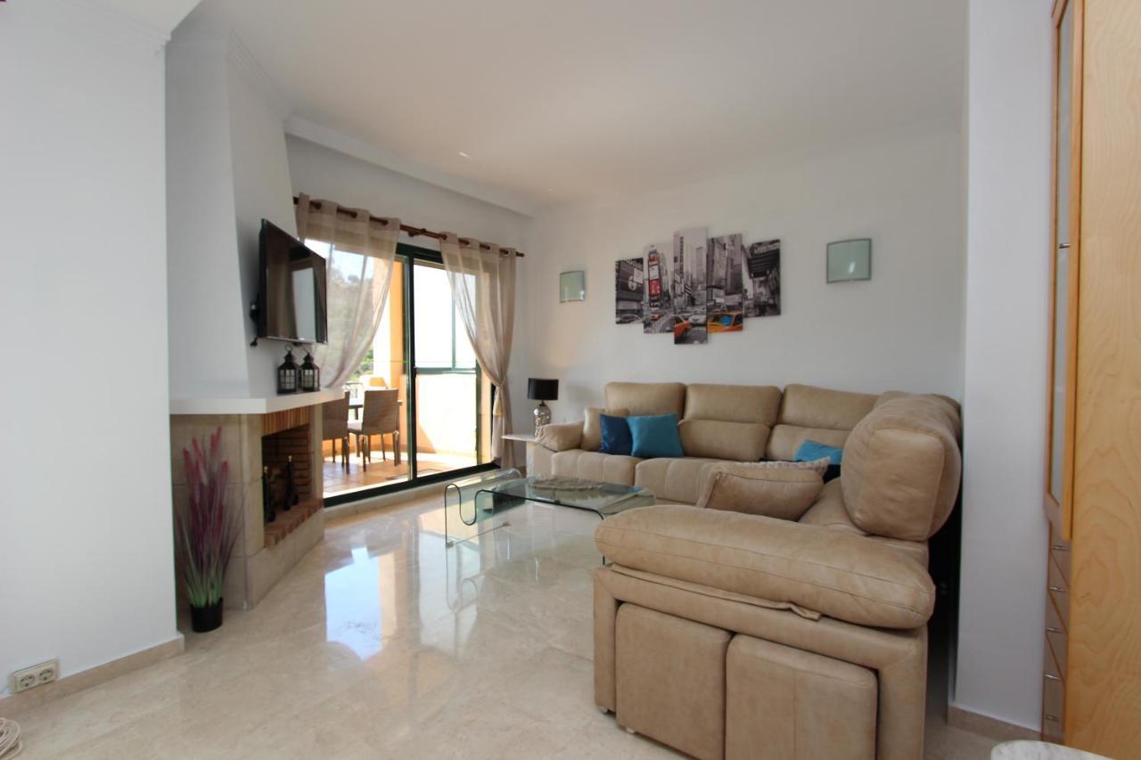 Apartment La Duquesa Beautifully Located 3 Bedrooms Duplex, In Desirable Community Backing To Golf Course And Near The Beach La123 *